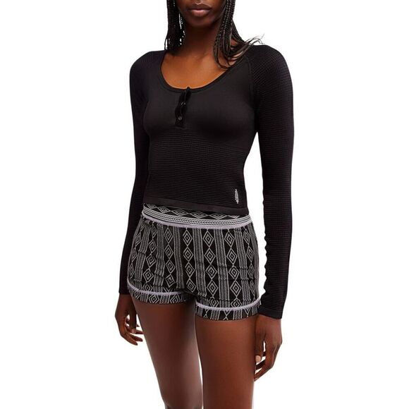 Free People Movement Bail Out Crop Thermal Knit Top in Black Size M/L NWT - Picture 1 of 8